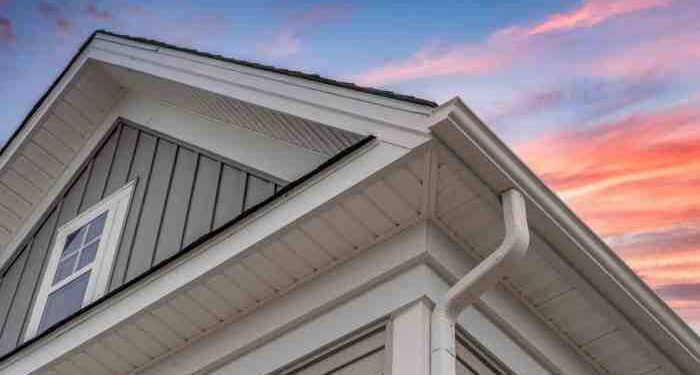 Consider Replacing Your Siding and Gutters at the Same Time?